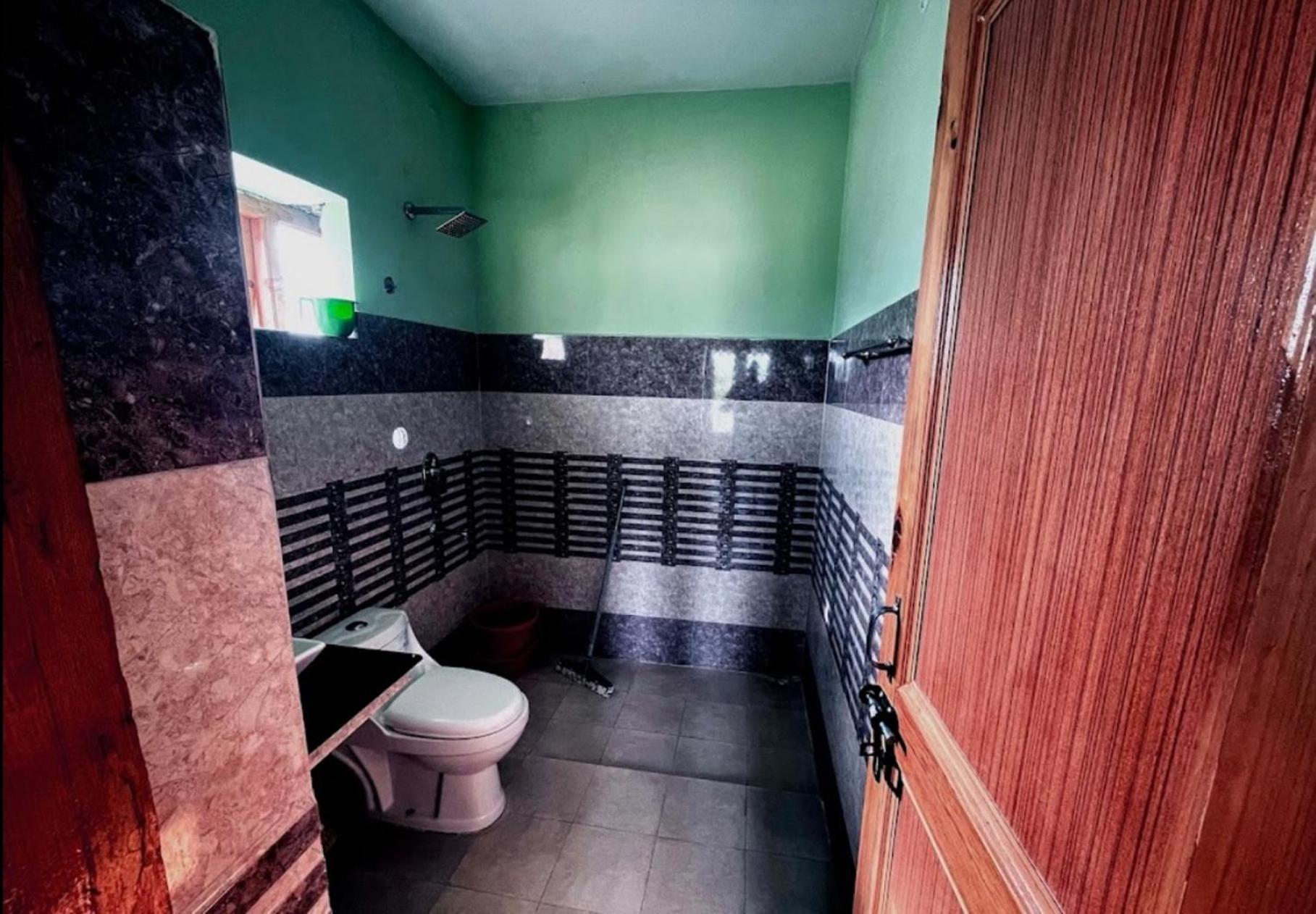 Tih Hotel Jorchung Leh Luaran gambar