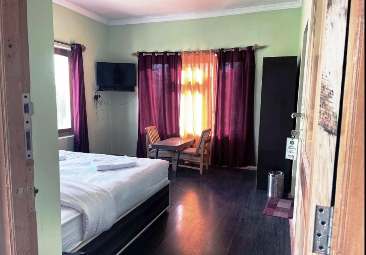 Tih Hotel Jorchung Leh Luaran gambar